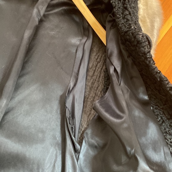 ❄️ Vintage Persian lamb coat with fur collar - Picture 7 of 13